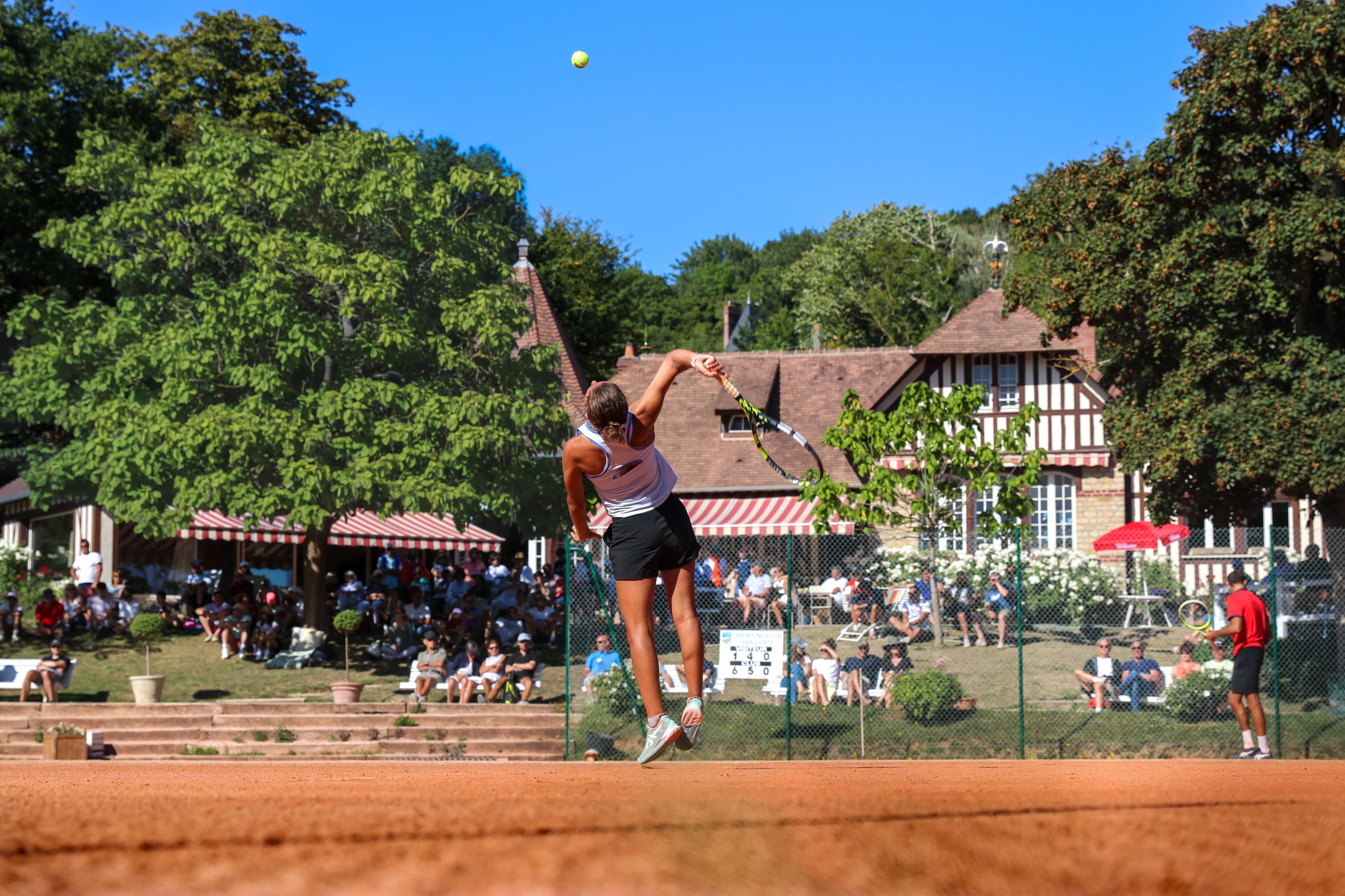 10 terrains en terre battue traditionnelles